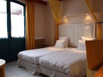 Hotel H�tel Les Pages