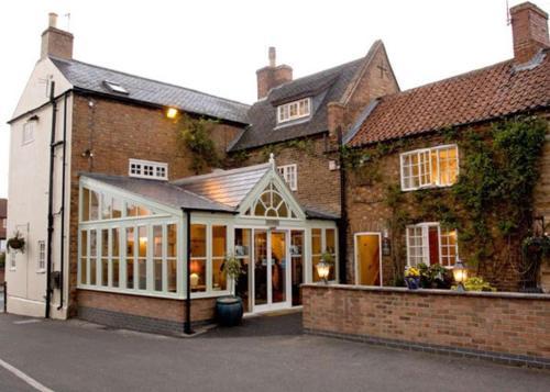 The Country Cottage Hotel