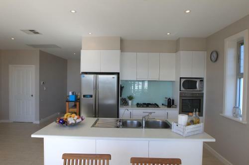 Hostal Elandra Holiday Home