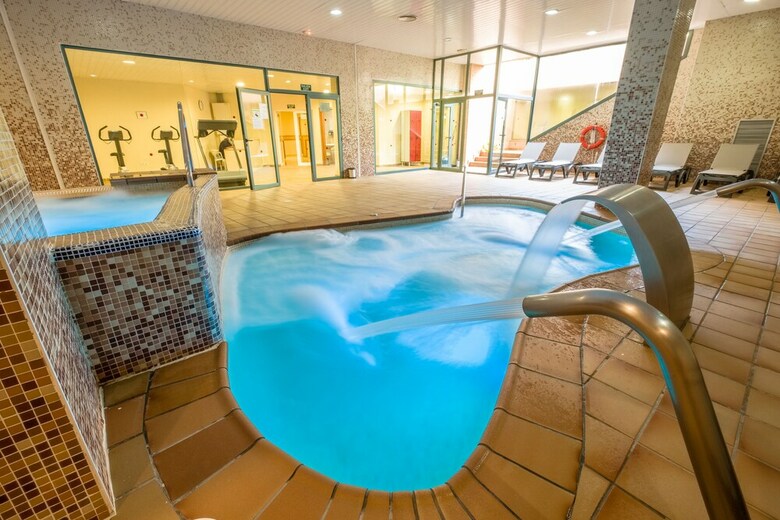 Hotel California Palace
