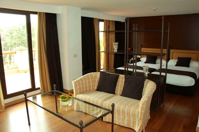 Hotel Termes Montbri�