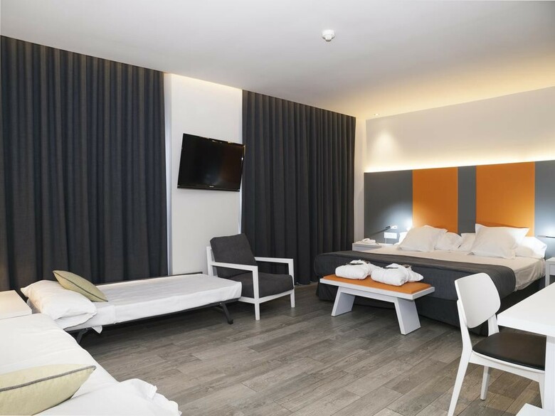 Hotel Estival Centurion