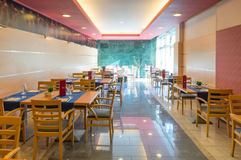Sol Port Cambrils Hotel