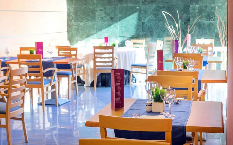 Sol Port Cambrils Hotel