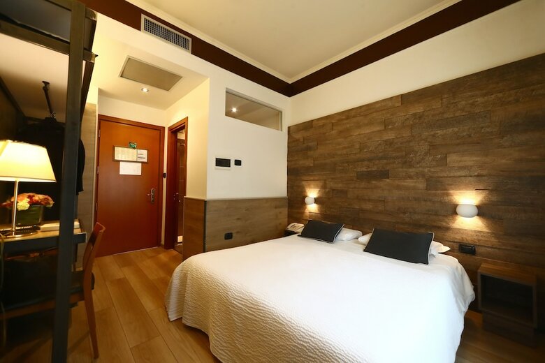 Hotel Italia