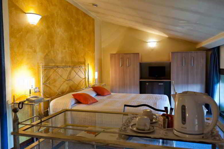 Hotel Italia