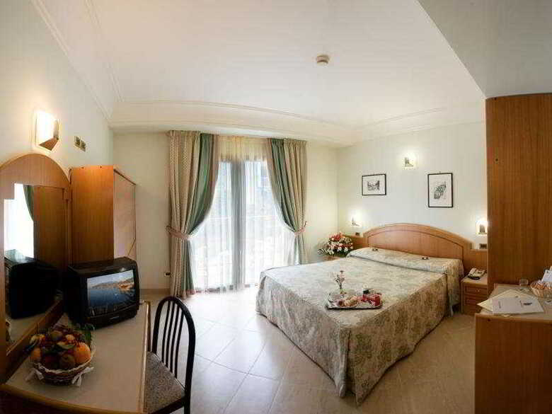 Comfort Hotel Gardenia Sorrento Coast