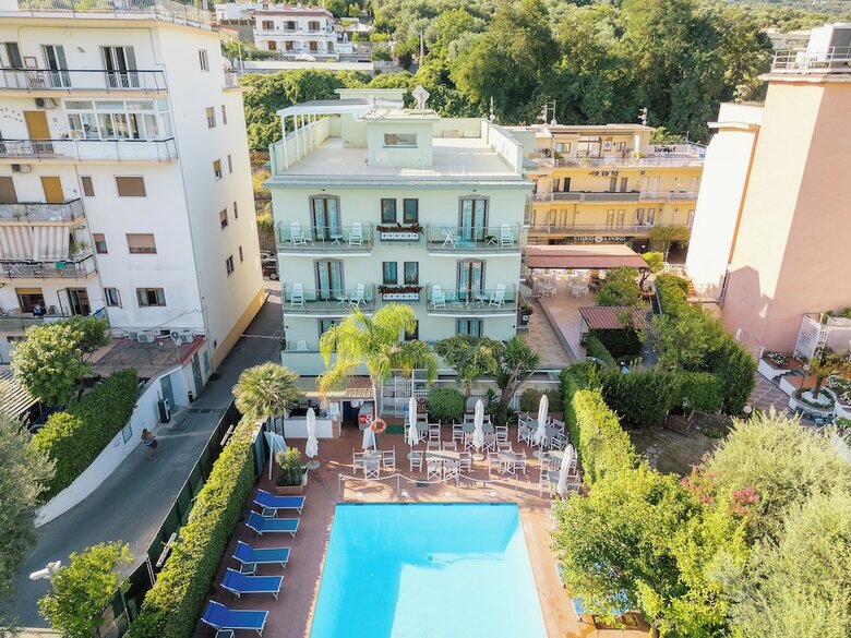 Comfort Hotel Gardenia Sorrento Coast