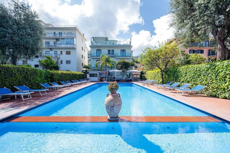Comfort Hotel Gardenia Sorrento Coast