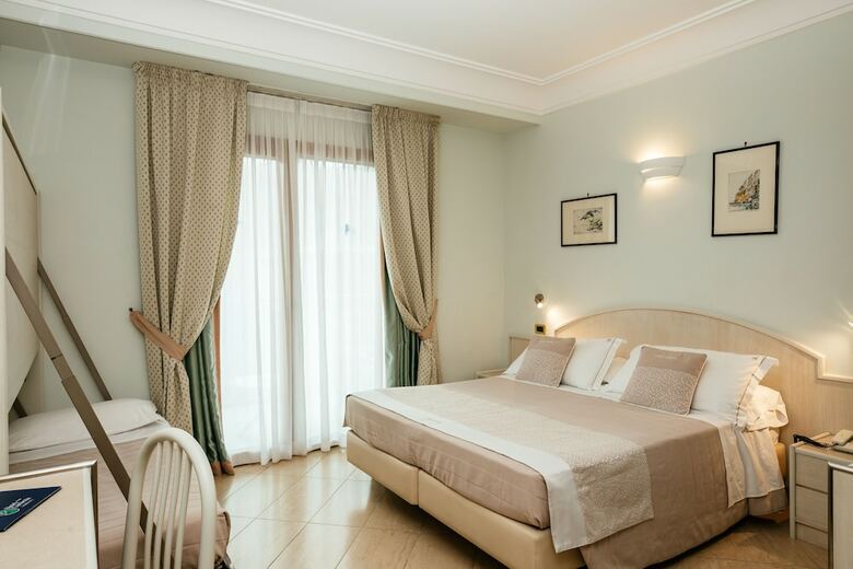 Comfort Hotel Gardenia Sorrento Coast