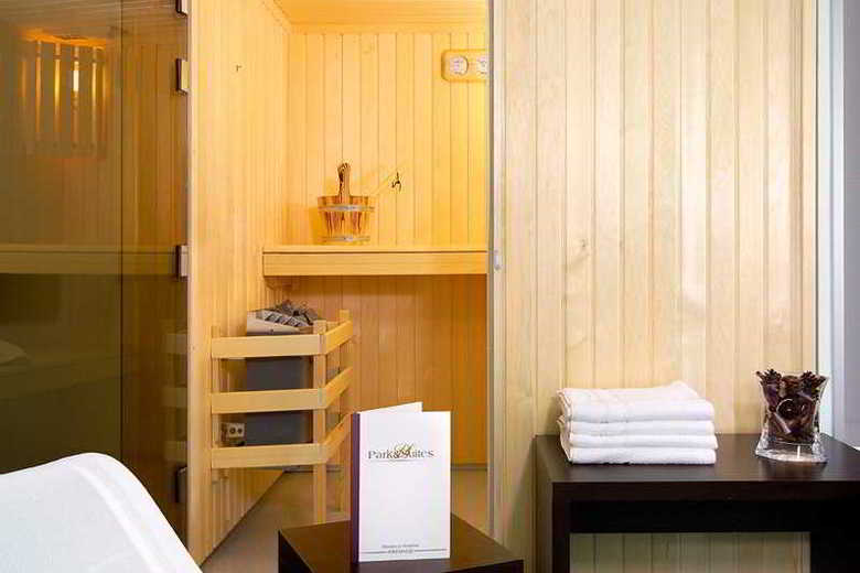 Hotel Park And Suites Annemasse