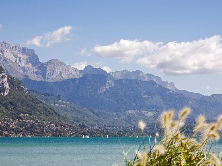 Hotel Ibis Styles Annecy Gare Centre (formerly Mandallaz)