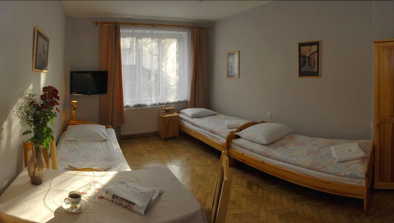 Hostal Cybulskiego Guest Rooms