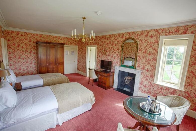 Hotel Donnington Grove And Country Club