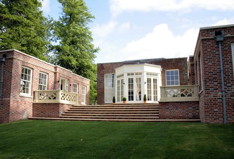 Hotel Donnington Grove And Country Club