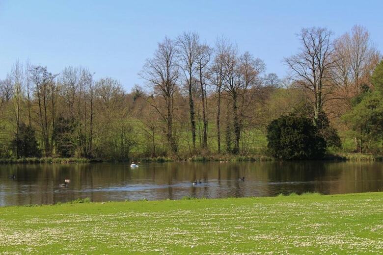 Hotel Donnington Grove And Country Club