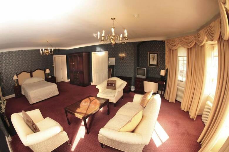 Hotel Donnington Grove And Country Club