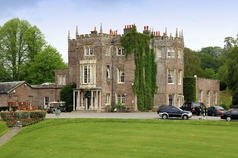 Hotel Donnington Grove And Country Club