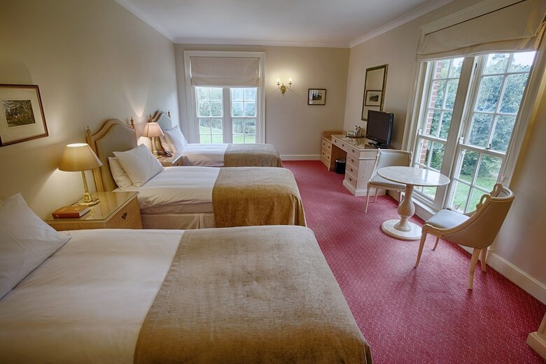 Hotel Donnington Grove And Country Club