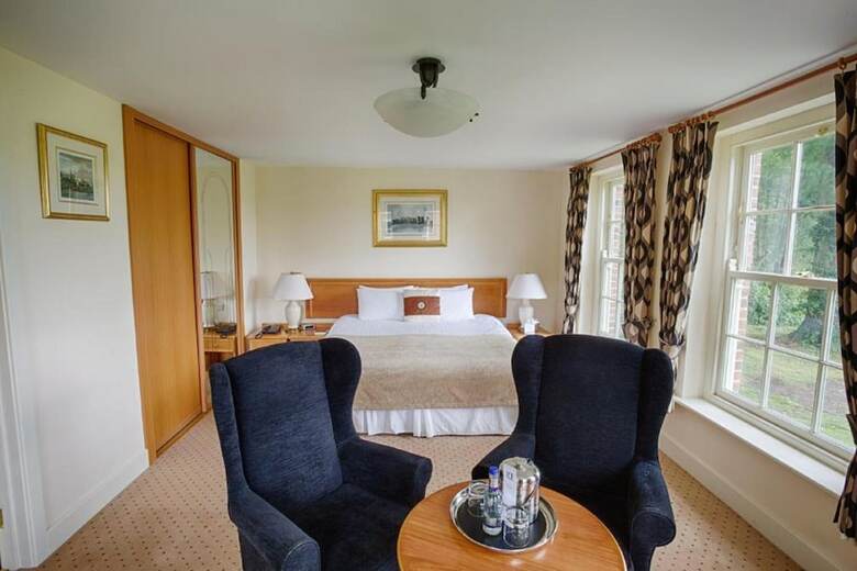 Hotel Donnington Grove And Country Club