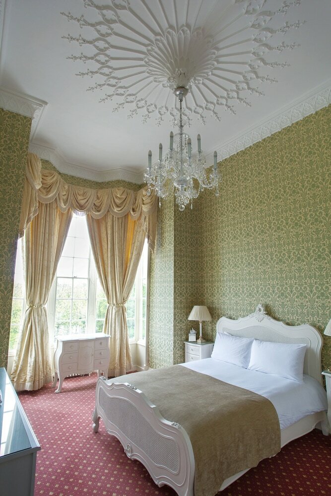 Hotel Donnington Grove And Country Club