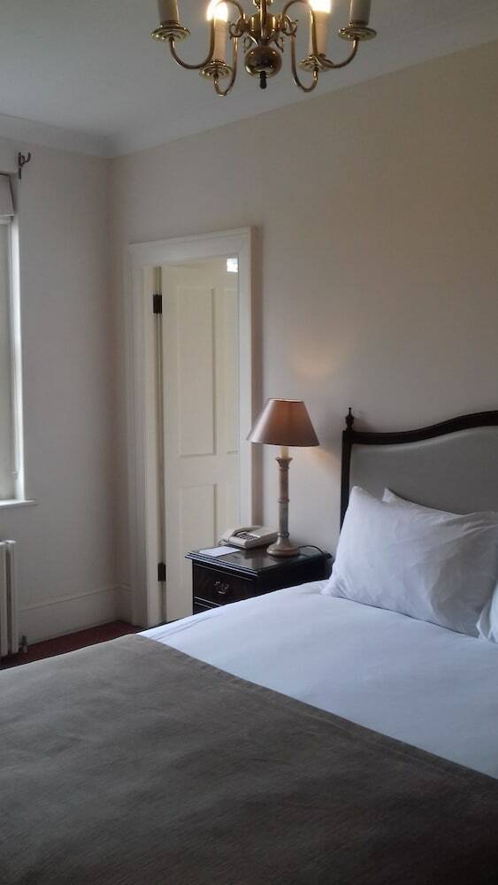 Hotel Donnington Grove And Country Club