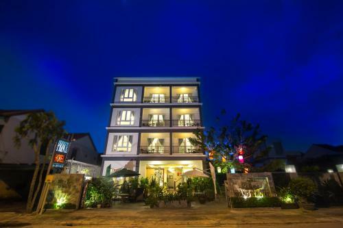 Prince Hotel