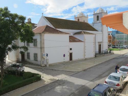 Hostal Alojamento Cesarini