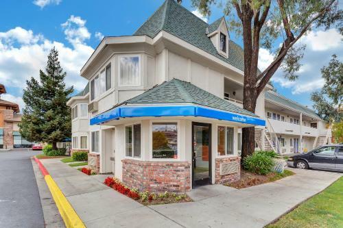 Motel 6 Rohnert Park