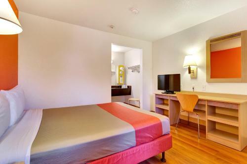 Motel 6 Rohnert Park