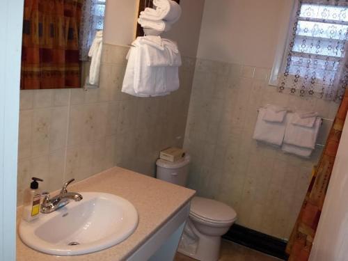 New Country Motel