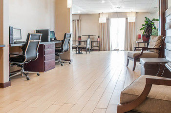 Hotel Comfort Suites Farmington