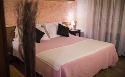 Hotel Albergo Quari