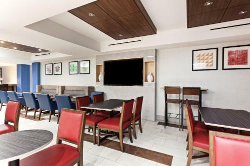 Hotel Holiday Inn Express Elk Grove Central-sacramento