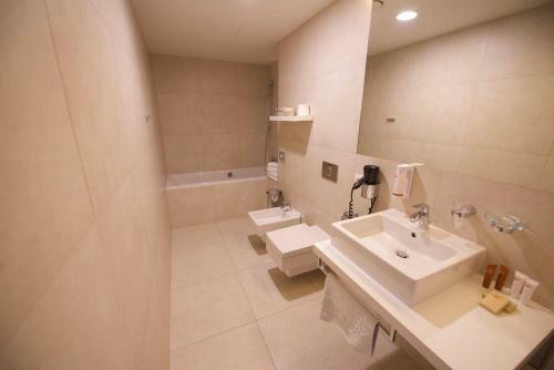 Sono Hotel