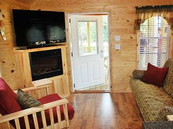 Apartamento Rustic Creek Ranch Resort At North Jellystone Park