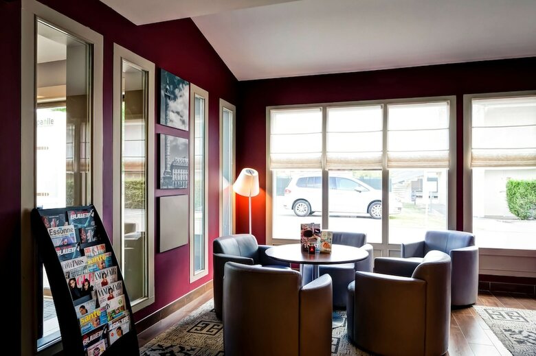 Hotel Campanile Evry Ouest - Corbeil