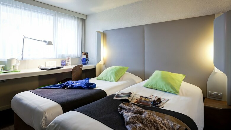 Hotel Campanile Evry Ouest - Corbeil