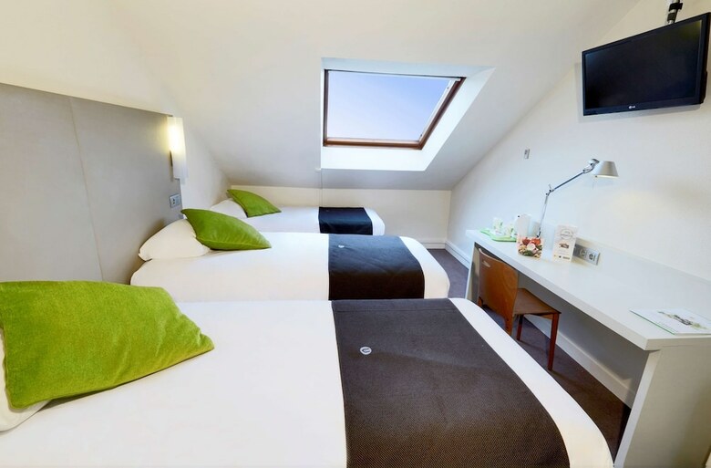 Hotel Campanile Evry Ouest - Corbeil