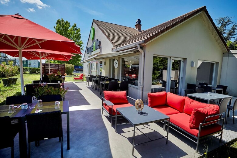 Hotel Campanile Evry Ouest - Corbeil