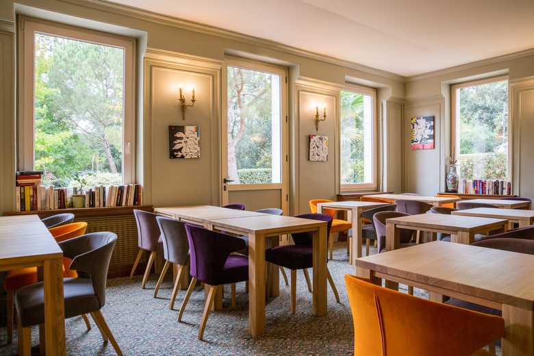 Hotel H�tel R�sidence De Rohan