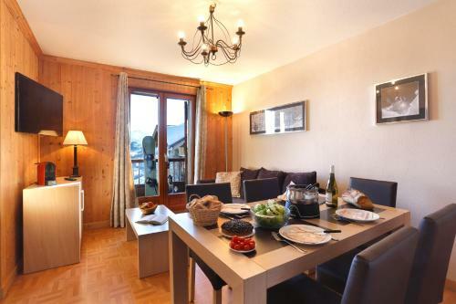 Aparthotel R�sidence N�m�a Les Chalets Des C�mes