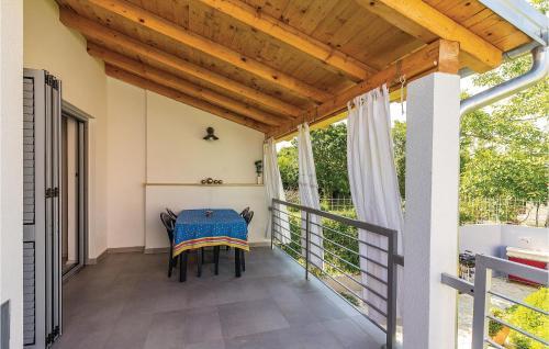 Holiday Home Stinjan Ij-1839