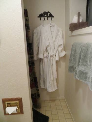 Donner Lake Inn B&B