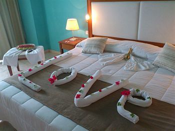 Hotel Kiani Beach Resort- All Inclusive