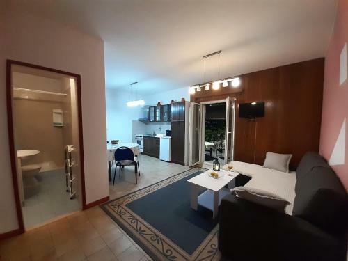 Apartments Cebalo - Ekonomija