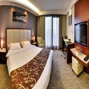 Huatian Chinagora Hotel