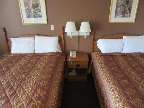 Hotel Royal Inn - Jonesboro