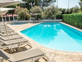 Hotel Ibis N�mes Ouest