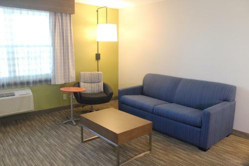 Hotel Baymont Inn & Suites